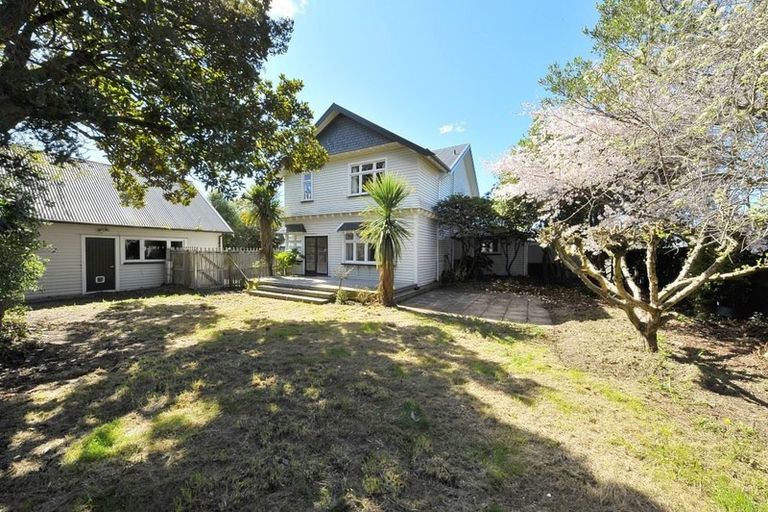 Photo of property in 39a Kotare Street, Fendalton, Christchurch, 8041