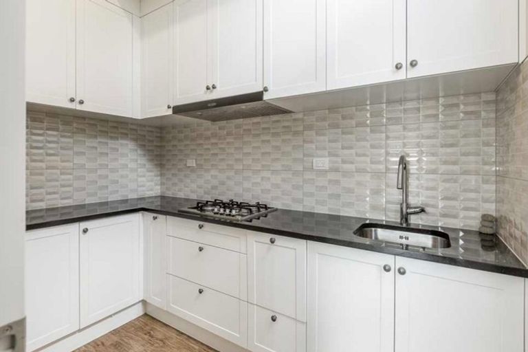 Photo of property in 47 Blacks Road, Greenhithe, Auckland, 0632