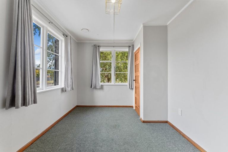 Photo of property in 97 Rangiora Avenue, Roslyn, Palmerston North, 4414
