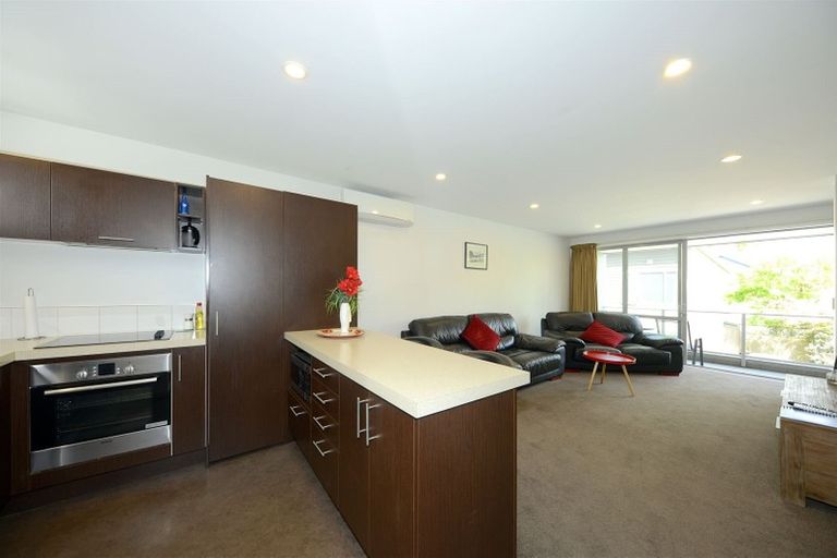 Photo of property in 1/106 Bealey Avenue, Christchurch Central, Christchurch, 8013