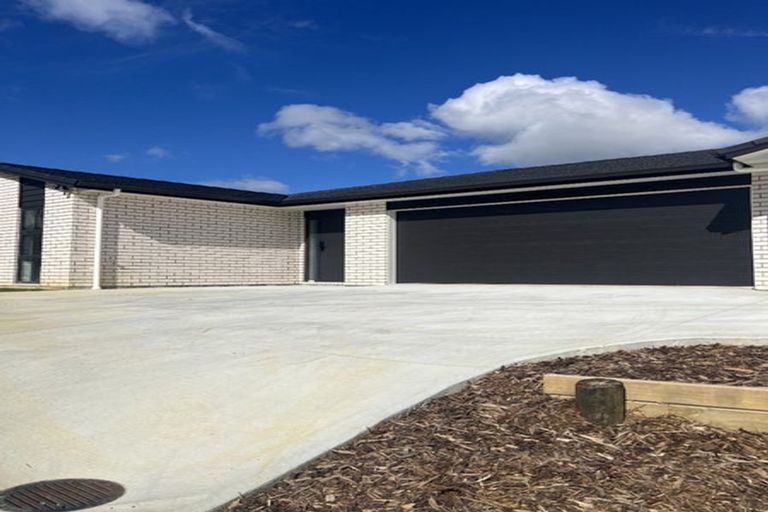 Photo of property in 2 Kiwinui Lane, Warkworth, 0910