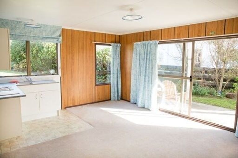 Photo of property in 94 Torkar Road, Clarks Beach, 2122