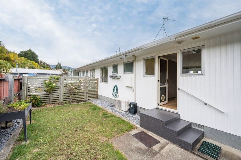 Photo of property in 2/104 Grove Street, The Wood, Nelson, 7010