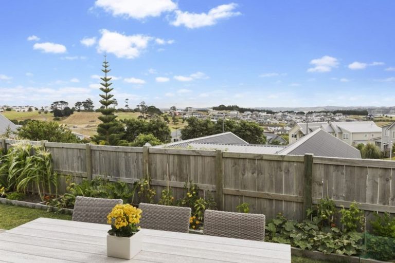 Photo of property in 23 Barcliff Terrace, Gulf Harbour, Whangaparaoa, 0930