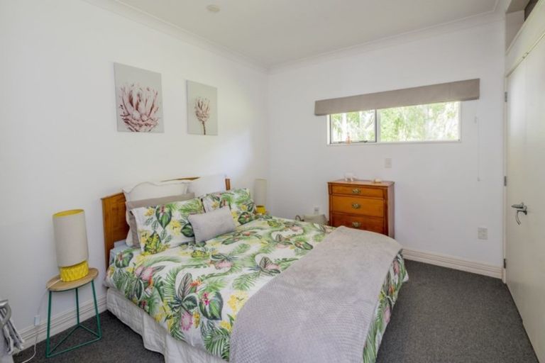 Photo of property in 73 Greenwood Boulevard, Otaki, 5512
