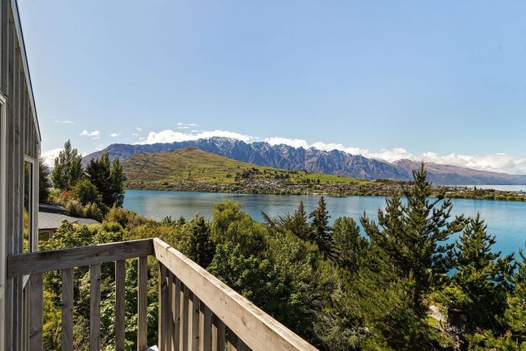 Photo of property in 13b Maxwell Place, Queenstown, 9300