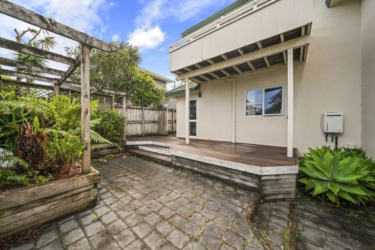 Photo of property in 4 Waipa Street, Birkenhead, Auckland, 0626