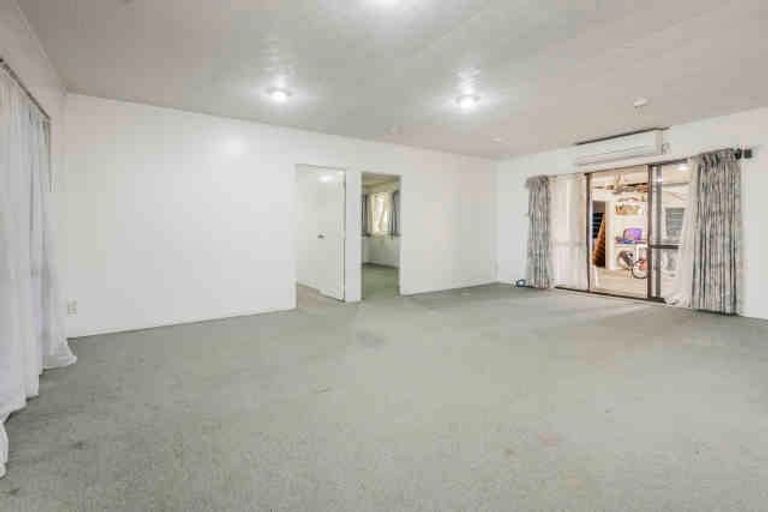 Photo of property in 18 Surrey Street, Manurewa, Auckland, 2102