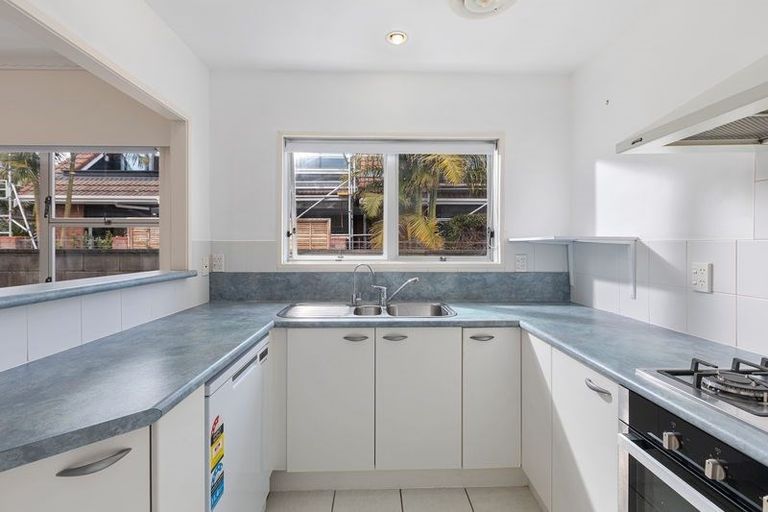 Photo of property in 3/37 Craig Road, Milford, Auckland, 0620