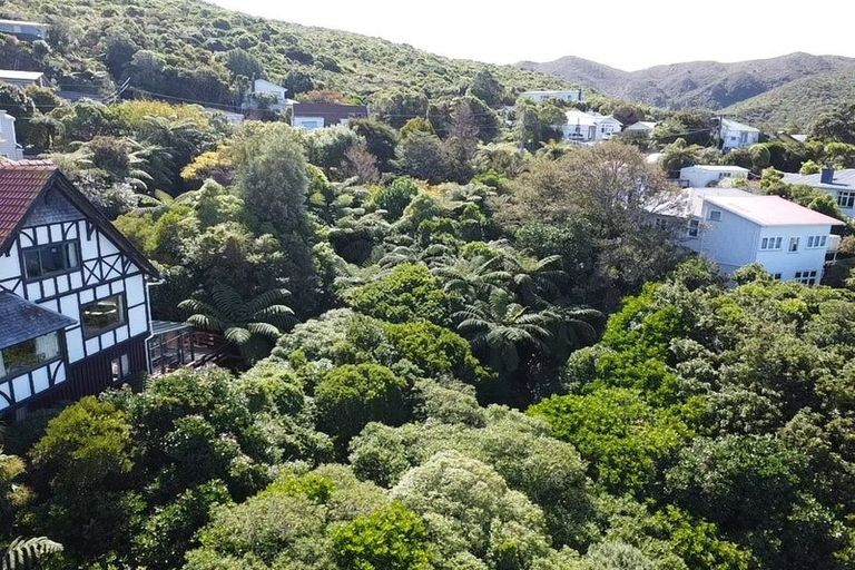 Photo of property in 130 Heke Street, Ngaio, Wellington, 6035