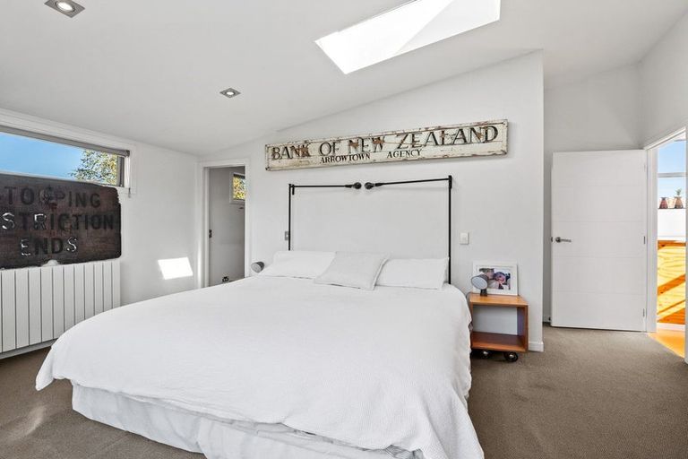 Photo of property in 6 Mcivor Lane, Lake Hayes, Queenstown, 9304