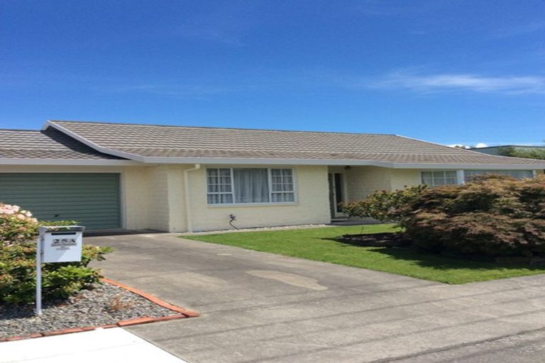 Photo of property in 25a Mowat Street, Springlands, Blenheim, 7201