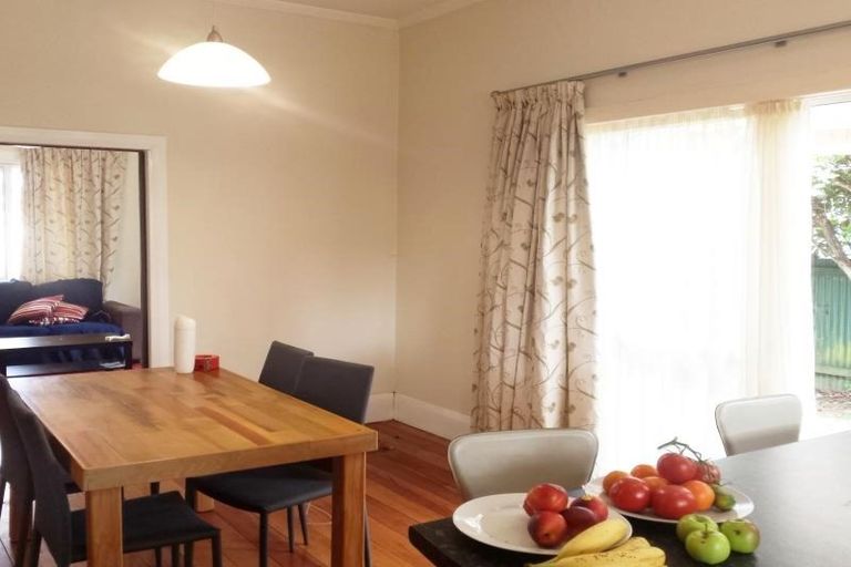 Photo of property in 259 Carrington Street, Vogeltown, New Plymouth, 4310