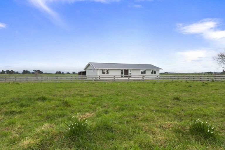 Photo of property in 380 Rongotea Road, Rongotea, 4476
