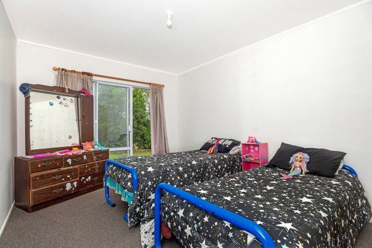 Photo of property in 95 Paremata Road, Tolaga Bay, 4077