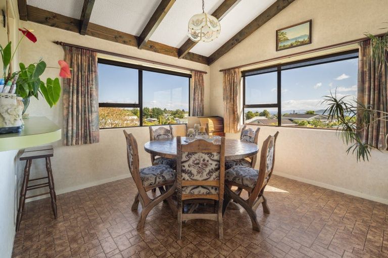 Photo of property in 30 Hammersmith Street, Richmond Heights, Taupo, 3330