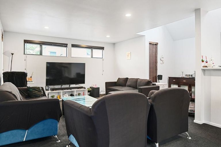 Photo of property in 2/106 Elizabeth Street, Riccarton, Christchurch, 8041