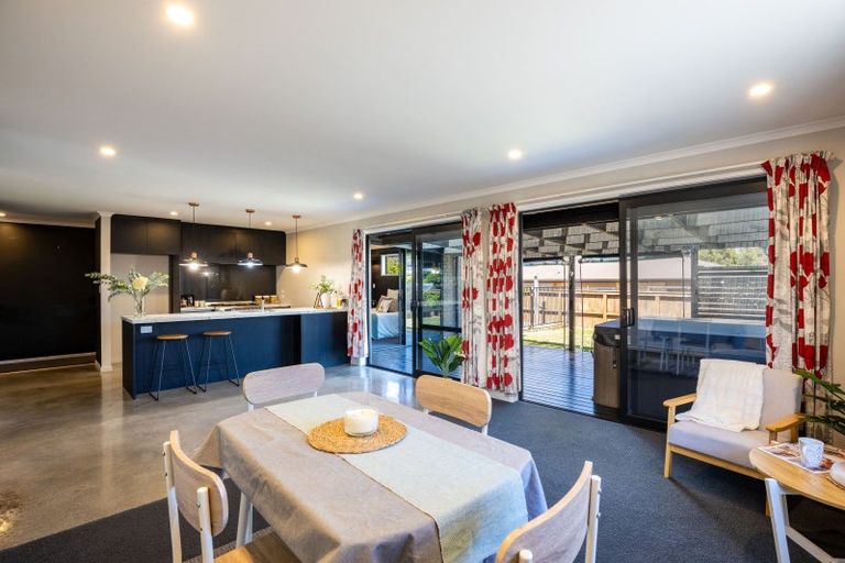 Photo of property in 11 Dreaver Drive, Waitara, 4320