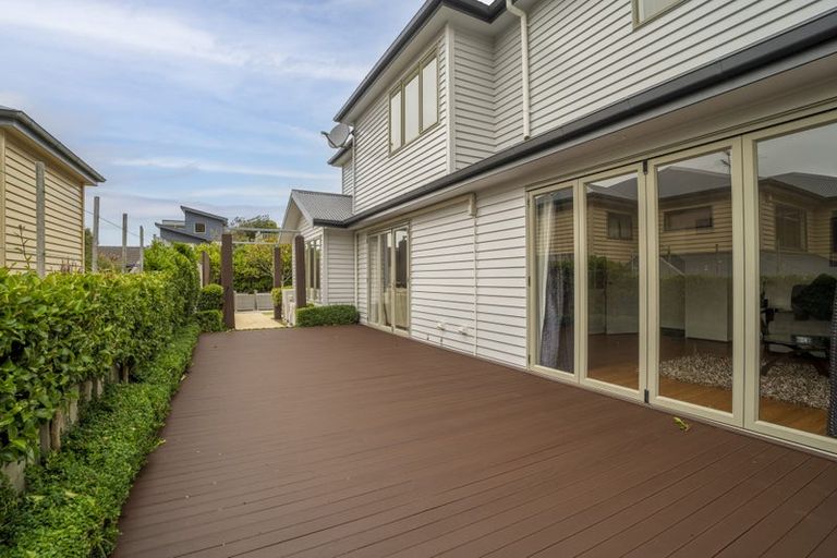 Photo of property in 29 Erlestoke Crescent, Churton Park, Wellington, 6037