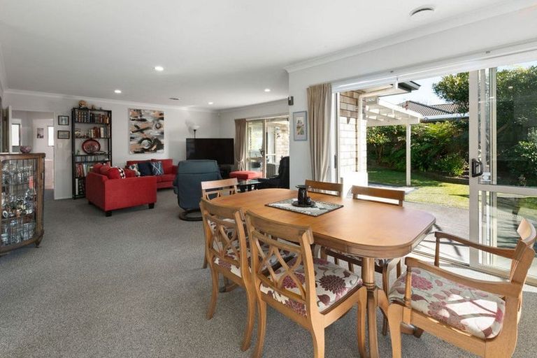 Photo of property in 32 Longmynd Drive, Katikati, 3129