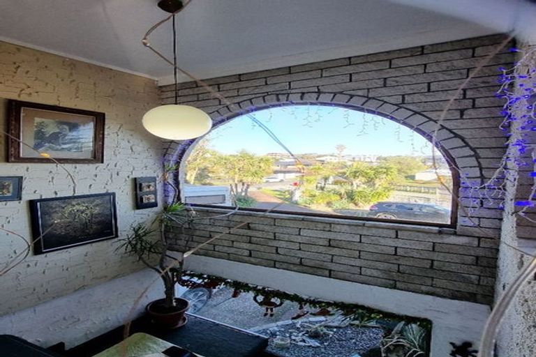 Photo of property in 75 Rosario Crescent, Red Beach, 0932