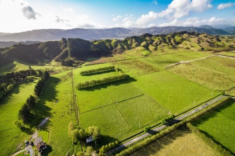 Photo of property in 401 Katherine Mansfield Drive, Blue Mountains, Upper Hutt, 5371