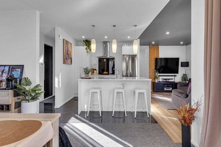 Photo of property in 46 Epsom Road, Sockburn, Christchurch, 8042