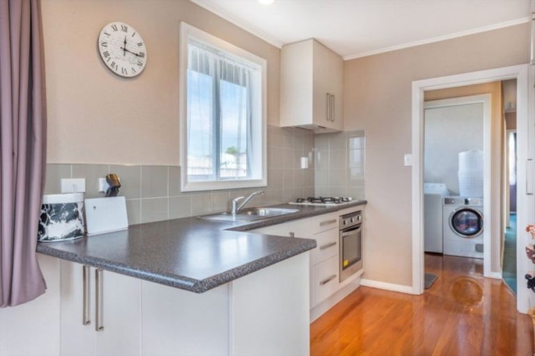 Photo of property in 59 Sandwich Road, St Andrews, Hamilton, 3200