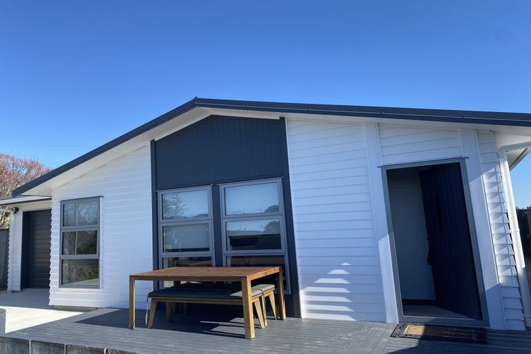 Photo of property in 84a Queens Road, Glen Avon, New Plymouth, 4312