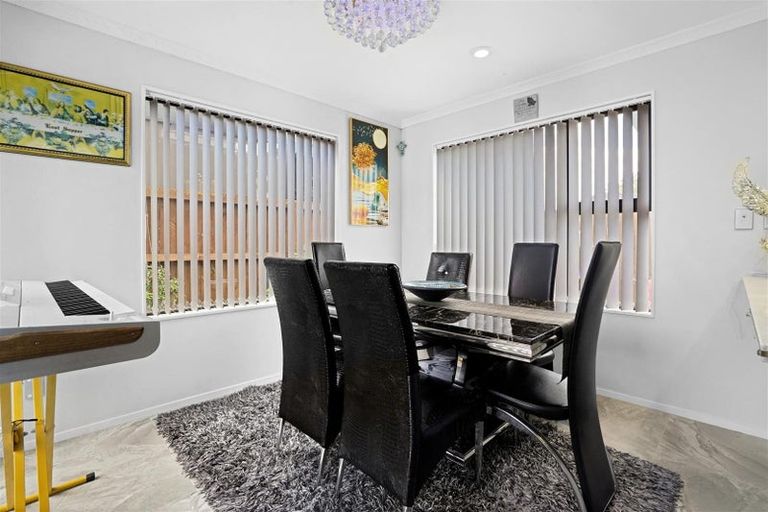 Photo of property in 109a Gray Avenue, Mangere East, Auckland, 2024