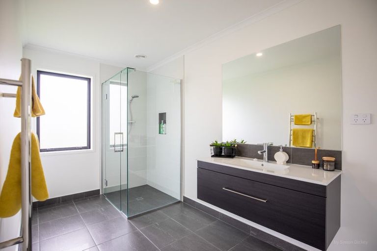 Photo of property in 15 Ruruhi Street, Raglan, 3225