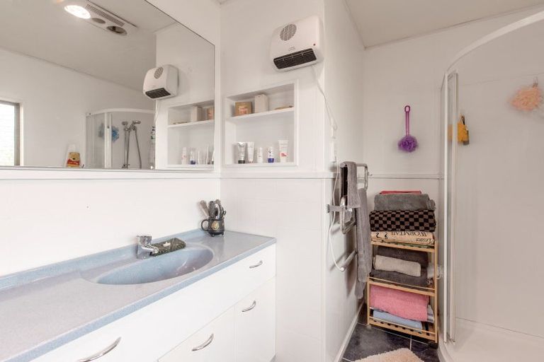 Photo of property in 11b Holyrood Terrace, Waipukurau, 4200