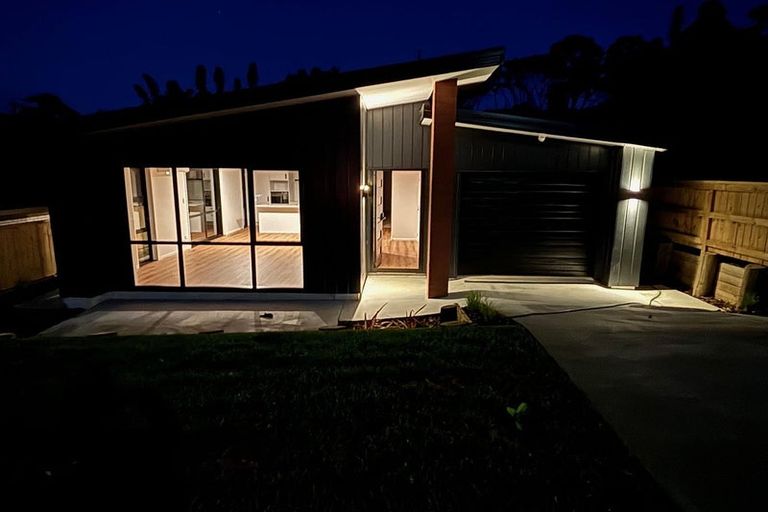 Photo of property in 55 Anne Burton Drive, Warkworth, 0910