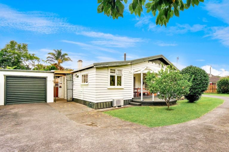 Photo of property in 1/354 Great South Road, Opaheke, Papakura, 2113