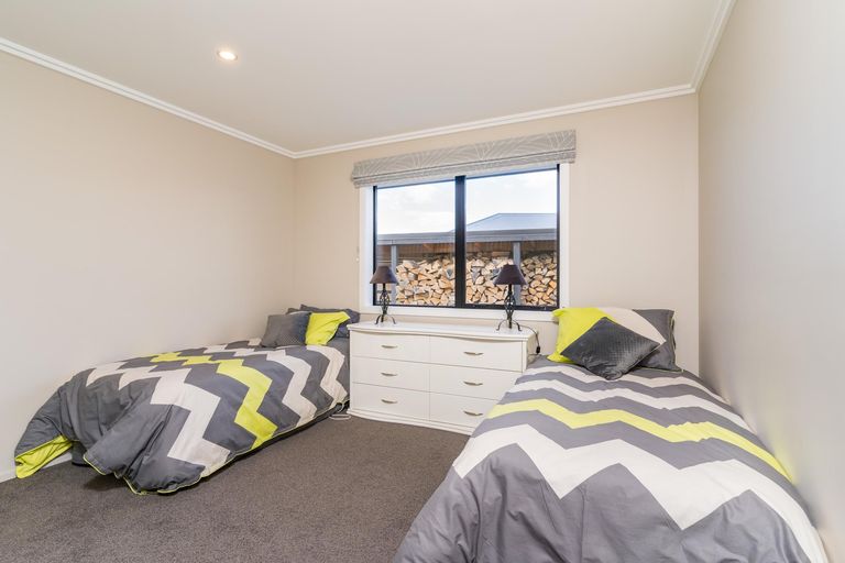 Photo of property in 11 Lakeland Avenue, Twizel, 7901