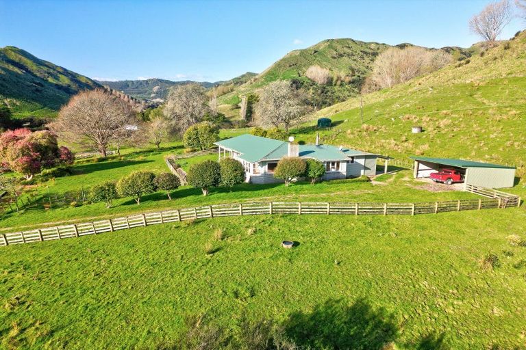 Photo of property in 868 Makakaho Road, Ngamatapouri, Whanganui, 4588