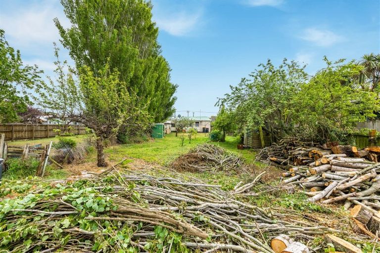 Photo of property in 79 Bowhill Road, New Brighton, Christchurch, 8083