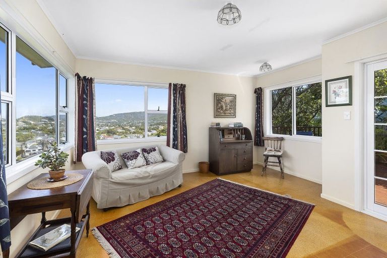 Photo of property in 83 Madras Street, Khandallah, Wellington, 6035