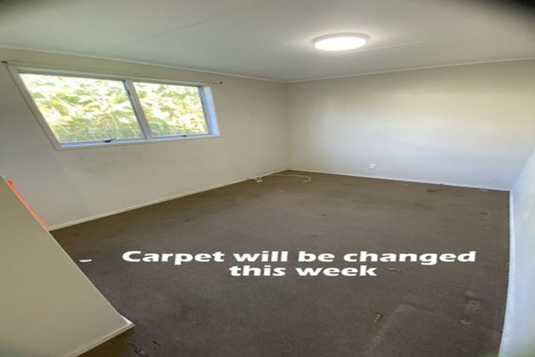 Photo of property in 1/12 Citril Place, Red Hill, Papakura, 2110