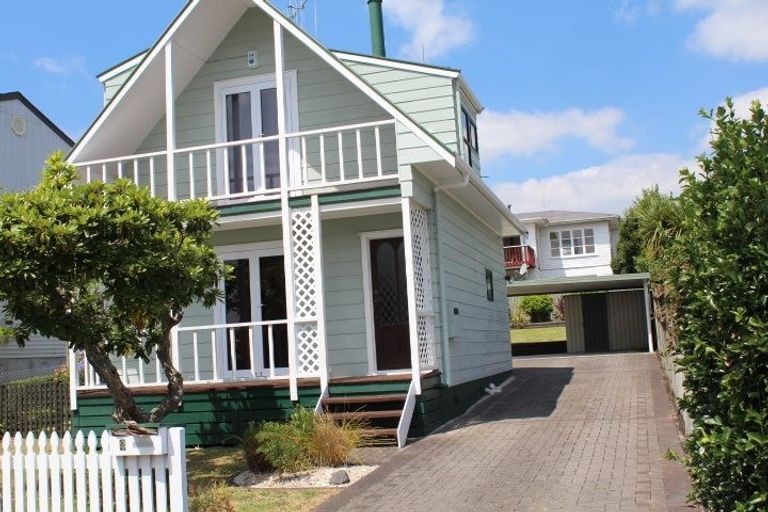 Photo of property in 2 Tarbett Road, Hillcrest, Hamilton, 3216