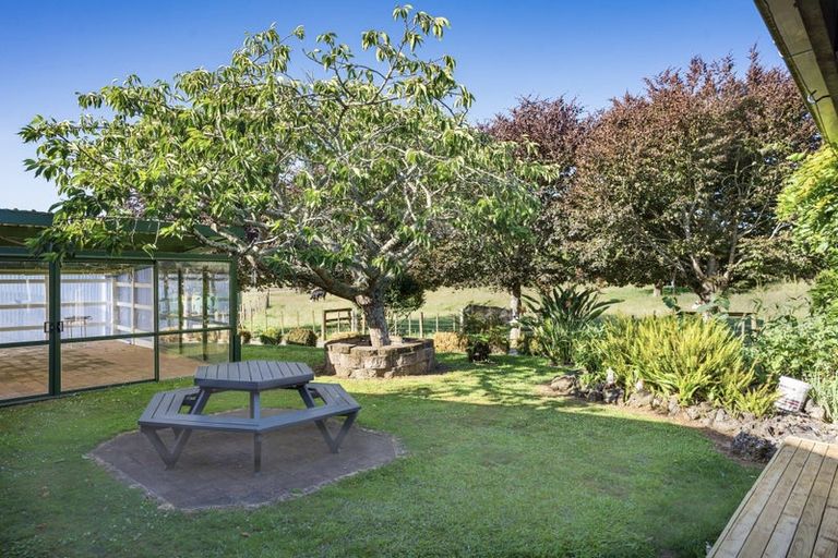 Photo of property in 719 Runciman Road, Runciman, Drury, 2578