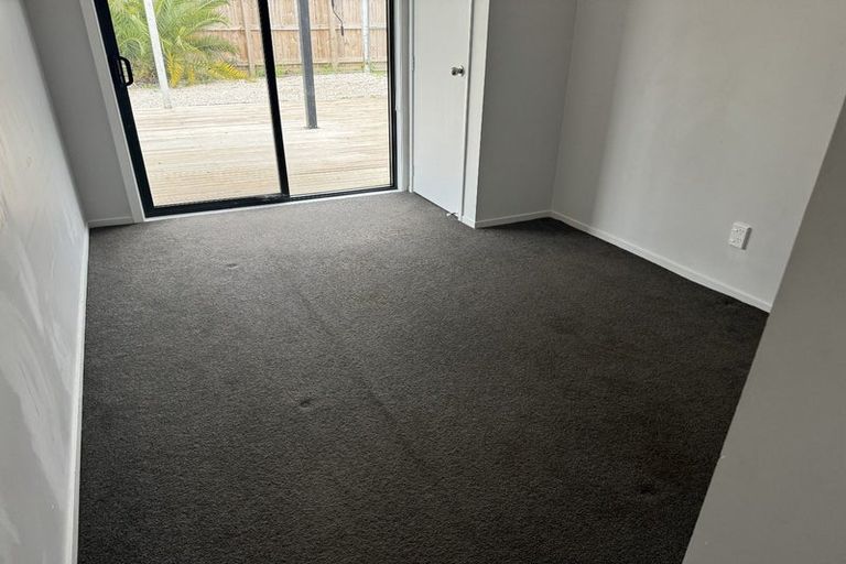 Photo of property in 166 Mahia Road, Wattle Downs, Auckland, 2103