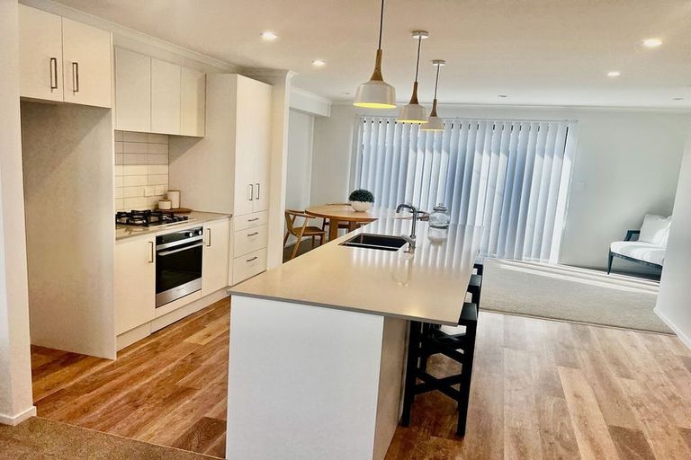 Photo of property in 6 Breakwater Way, Whitby, Porirua, 5024