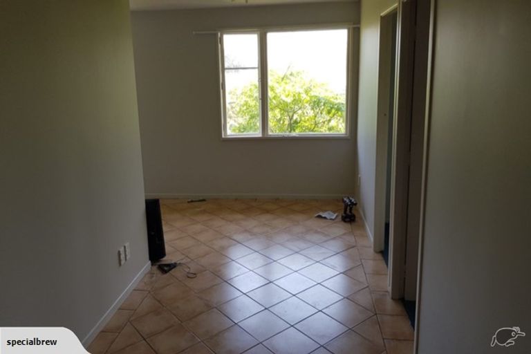 Photo of property in 64 Kinghorne Street, Strathmore Park, Wellington, 6022