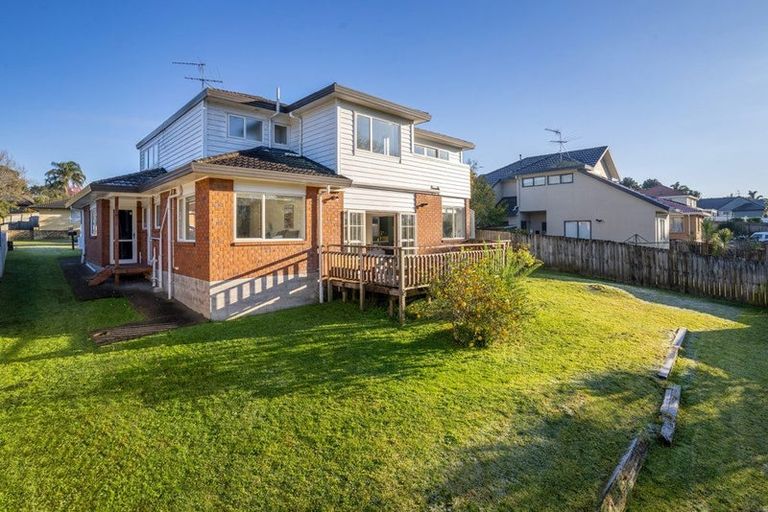 Photo of property in 39 Millstream Drive, Henderson, Auckland, 0610