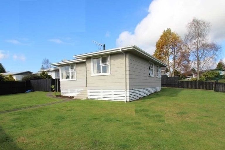 Photo of property in 50 Kaka Crescent, Tokoroa, 3420