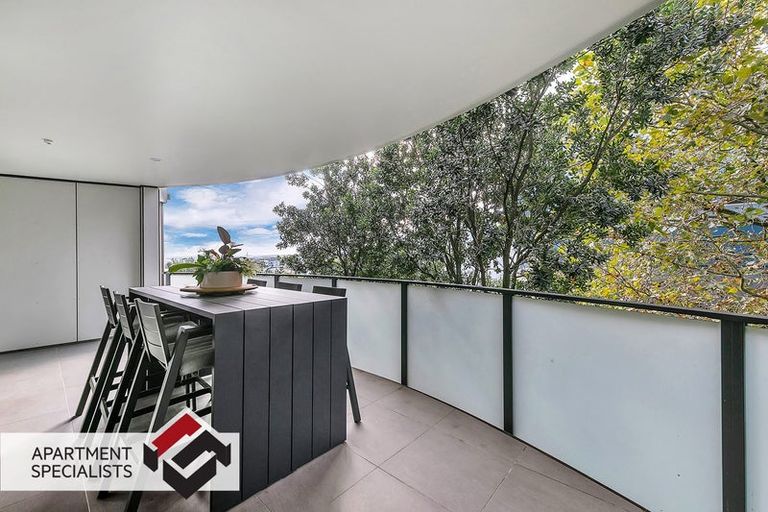 Photo of property in The Mews, 2/8 Basque Road, Eden Terrace, Auckland, 1021