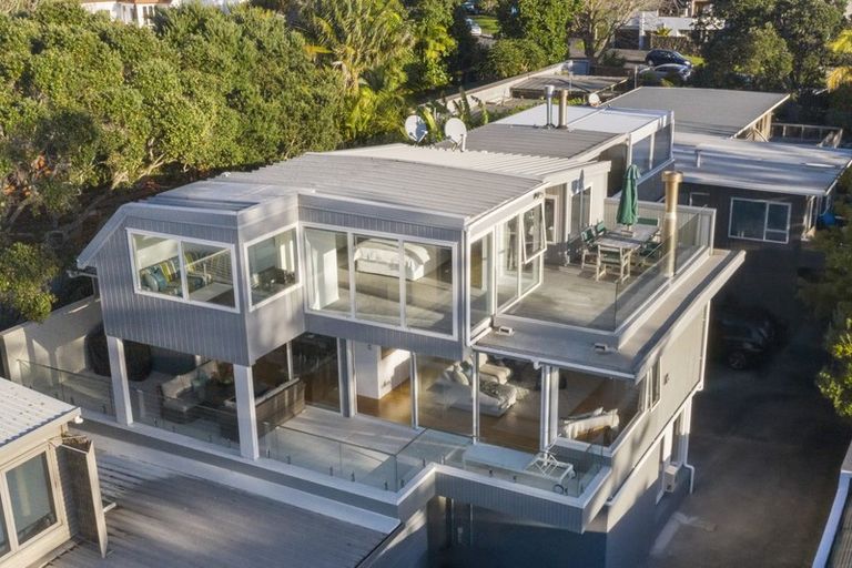 Photo of property in 4/37 Clifton Road, Hauraki, Auckland, 0622