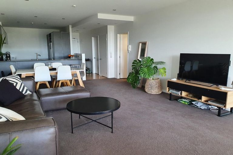 Photo of property in 202/7 Humber Street, Pandora, Napier, 4110