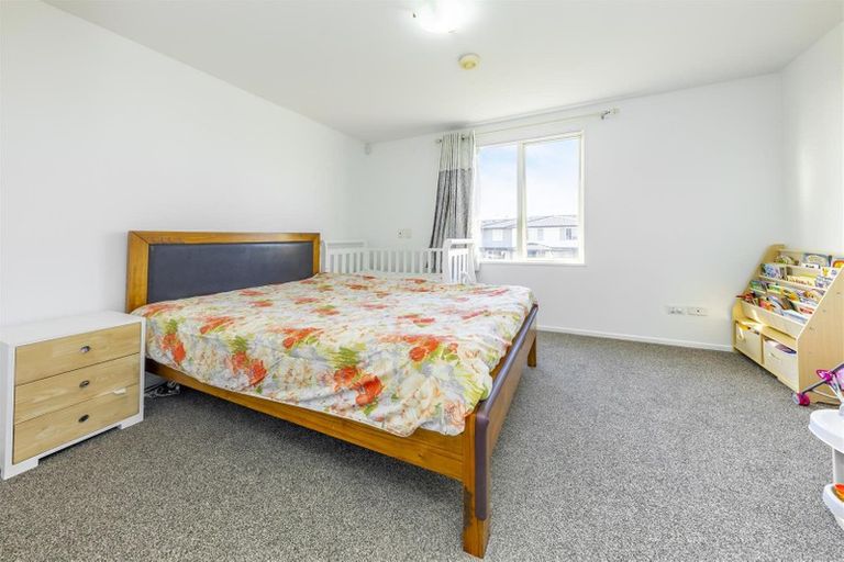 Photo of property in 5/30 Opito Way, East Tamaki, Auckland, 2013